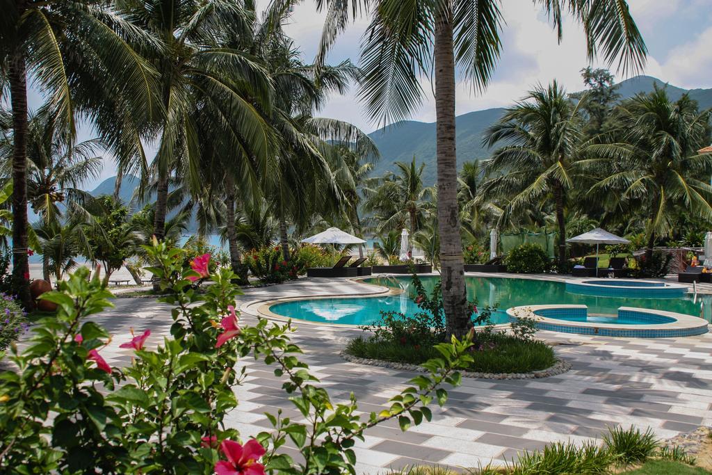 Con Dao Resort Chi Khu Co Ong Buitenkant foto